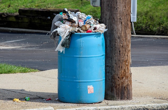 Tracteur poubelles : comment choisir l’équipement idéal pour une gestion optimisée des déchets en 2025 ?